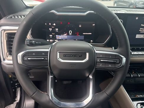 New 2026 GMC Canyon Denali w/ LPO, Denali Black Edition image 14