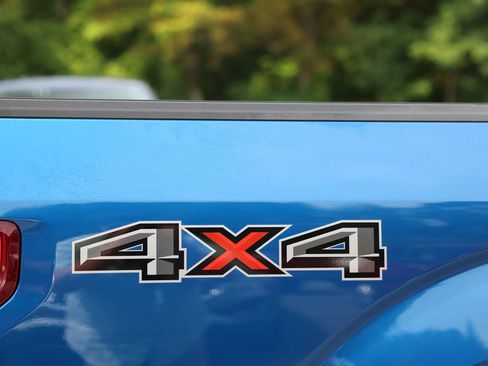 Used 2018 Ford F150 XLT w/ Equipment Group 302A Luxury AWD/4WD image 26