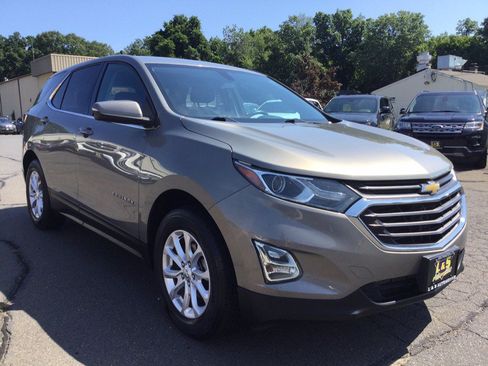 Used 2018 Chevrolet Equinox LT AWD/4WD image 6