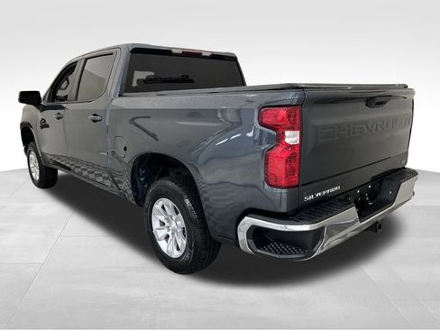 Used 2020 Chevrolet Silverado 1500 LT image 3
