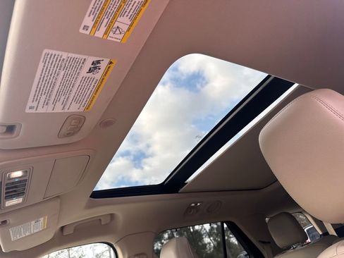 Used 2020 Ford Explorer Limited w/ Class III Trailer Tow Package image 19