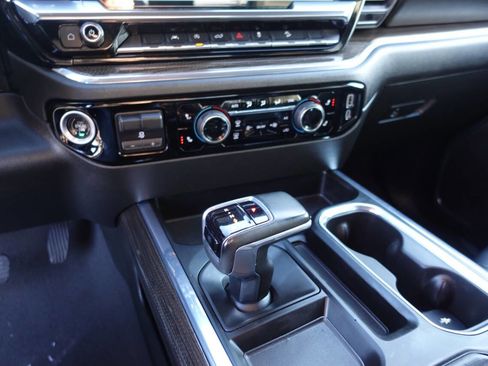 Used 2024 Chevrolet Silverado 1500 RST image 41