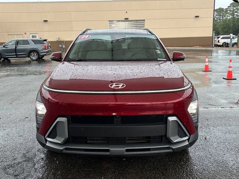 Used 2024 Hyundai Kona Limited FWD image 7