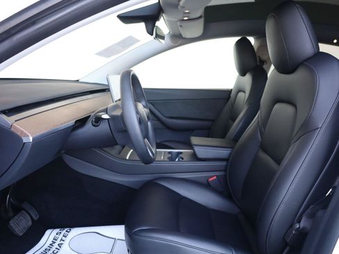 Used 2022 Tesla Model Y Long Range AWD/4WD image 14