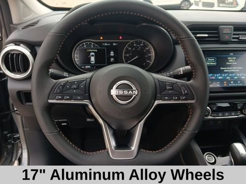 New 2025 Nissan Versa SR w/ Trunk Package image 11