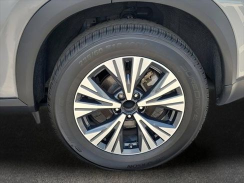 Used 2023 Nissan Rogue SV FWD image 29
