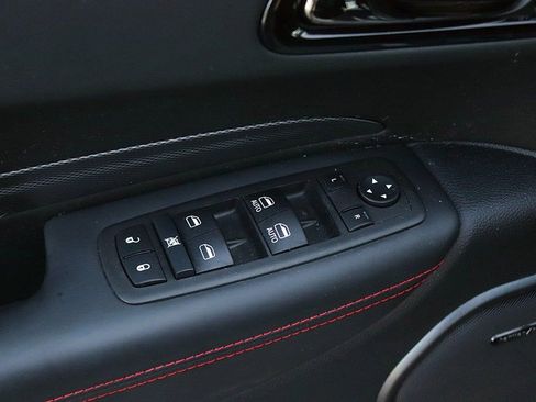 Used 2025 Dodge Durango GT image 12