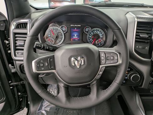 Used 2025 RAM 1500 Big Horn AWD/4WD image 22