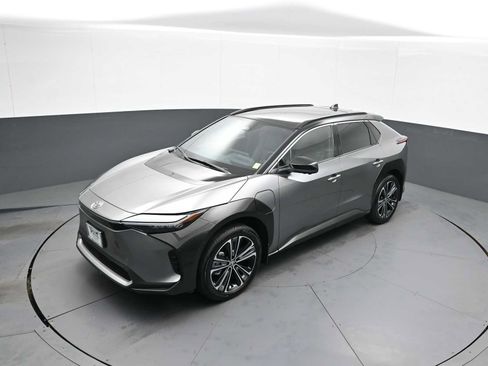 Used 2024 Toyota bZ4X AWD w/ Weather Package image 35