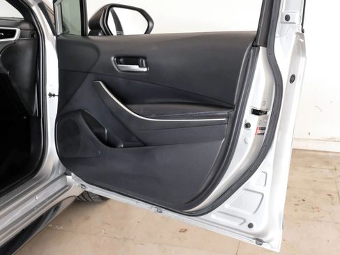 Used 2020 Toyota Corolla SE FWD image 49