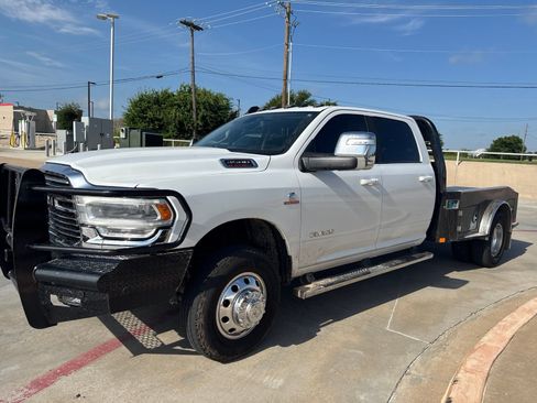 Used 2024 RAM 3500 Laramie AWD/4WD image 7