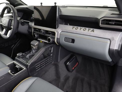 Used 2026 Toyota Tacoma 4x4 Double Cab Hybrid image 28