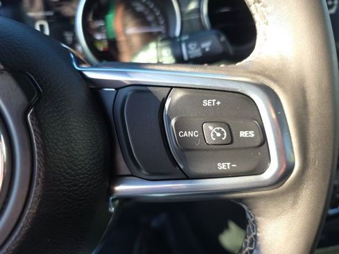 Used 2023 Jeep Wrangler Unlimited Sahara w/ Cold Weather Group image 18