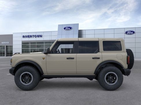 New 2026 Ford Bronco Badlands AWD/4WD image 28
