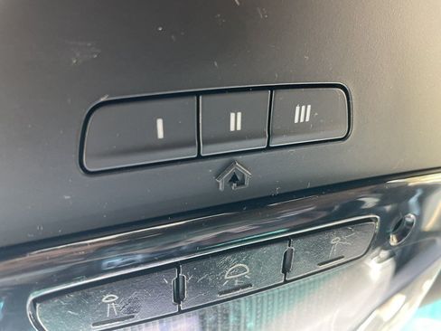 Used 2016 Maserati Ghibli RWD image 23