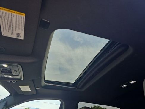 Used 2024 Chevrolet Silverado 1500 ZR2 w/ Technology Package image 29