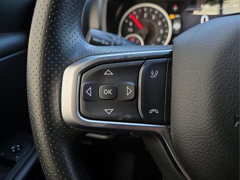 Used 2026 RAM 1500 Express AWD/4WD image 21