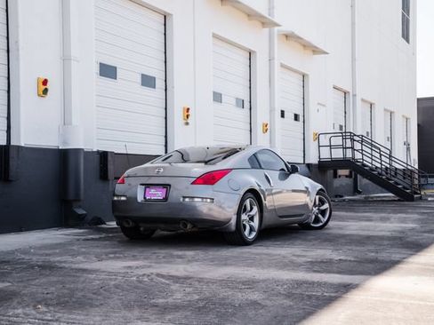 Used 2007 Nissan 350Z Enthusiast w/ Cargo Convenience Pkg RWD image 41