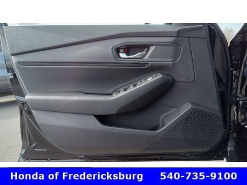 Certified 2025 Honda Accord SE image 25