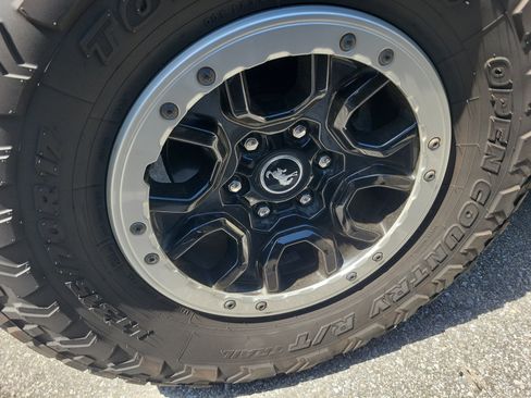 Used 2021 Ford Bronco Badlands AWD/4WD image 6