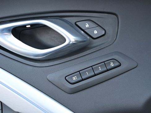 Used 2021 Chevrolet Camaro SS image 35