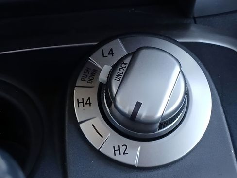 Used 2018 Toyota 4Runner SR5 image 18