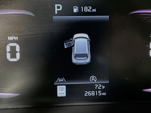 Used 2023 Kia Soul LX image 21