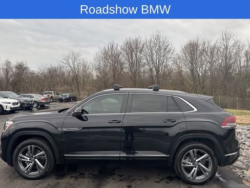 Used 2024 Volkswagen Atlas Cross Sport SEL R-Line image 2