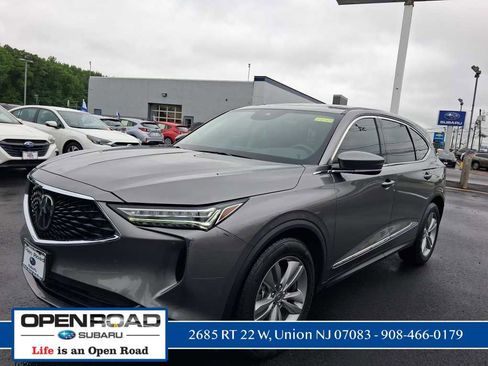 Used 2024 Acura MDX SH-AWD image 3