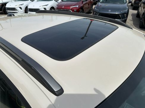New 2026 Chevrolet Trax ACTIV w/ Sunroof Package FWD image 12