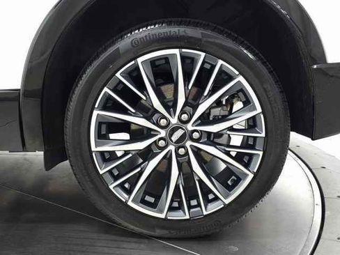 Used 2024 Cadillac XT4 Sport image 7