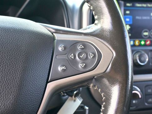 Used 2019 Chevrolet Colorado Z71 image 31