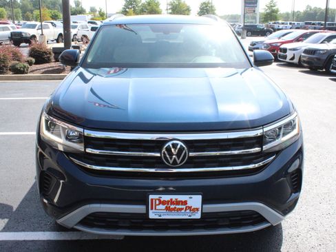Used 2021 Volkswagen Atlas Cross Sport SE w/ Panoramic Sunroof Package AWD/4WD image 3
