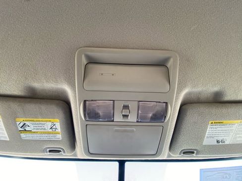 Used 2021 Nissan Frontier S image 26