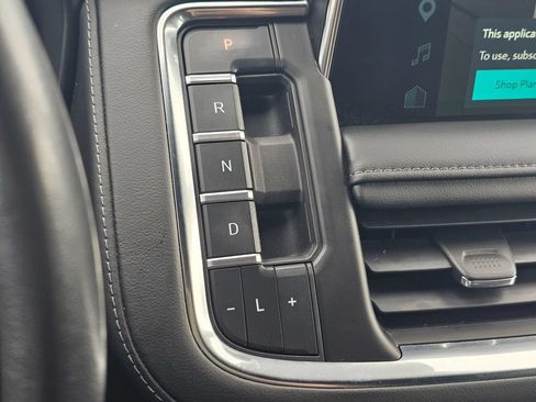 Used 2023 Chevrolet Suburban Z71 AWD/4WD image 34