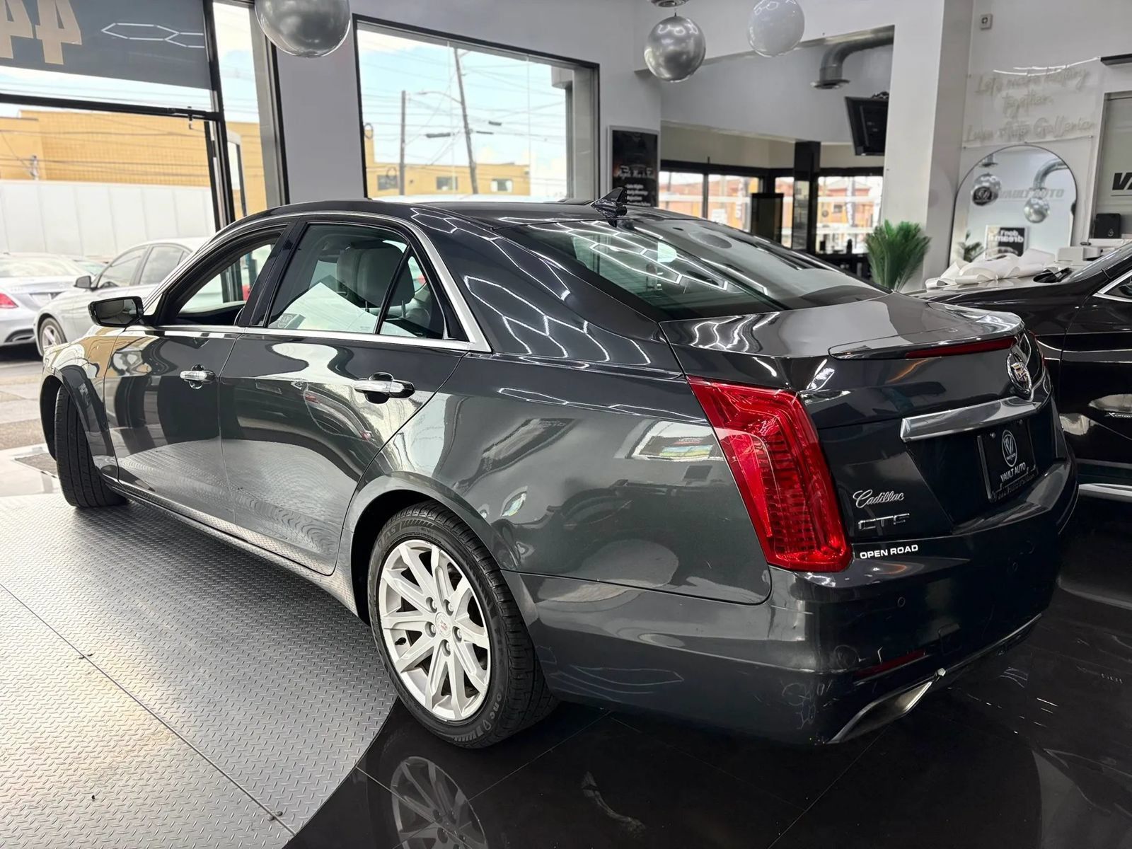 Used 2014 Cadillac CTS Sedan RWD image 5