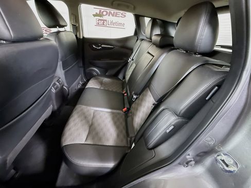 Certified 2022 Nissan Rogue Sport SV w/ Technology Package image 27