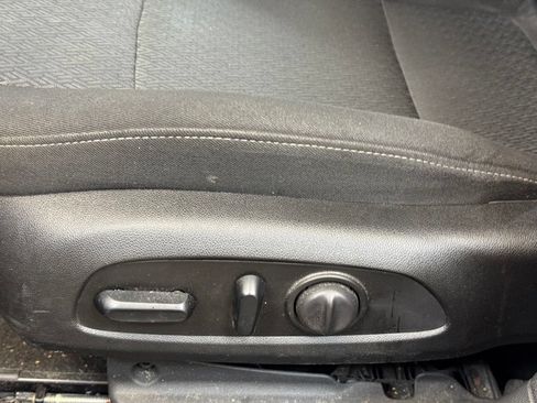 Used 2020 Buick Regal Preferred w/ Sights and Sounds Package FWD image 11