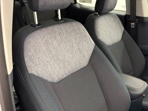 New 2025 Ford Maverick XLT w/ XLT Luxury Package image 9