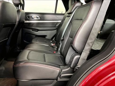 Used 2016 Ford Explorer Sport w/ Equipment Group 401A AWD/4WD image 2