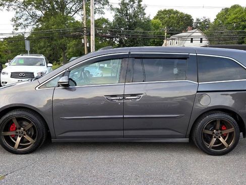 Used 2014 Honda Odyssey Touring Elite image 8