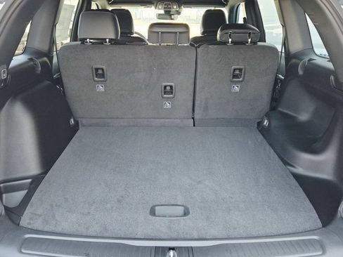New 2025 Jeep Grand Cherokee Limited w/ Black Appearance Package AWD/4WD image 15