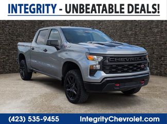 Used 2024 Chevrolet Silverado 1500 Custom Trail Boss w/ LPO, Dark Essentials Package AWD/4WD video 1