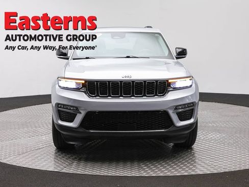 Used 2022 Jeep Grand Cherokee Limited 4xe AWD/4WD image 2