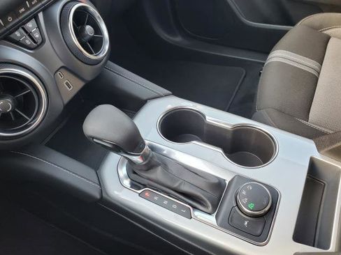 Used 2025 Chevrolet Blazer LT image 20