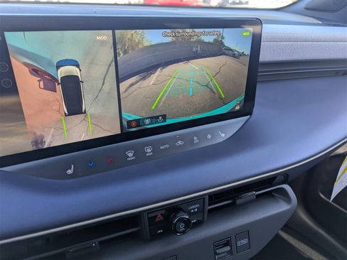 New 2026 Nissan Leaf SV+ image 21