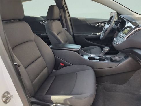 Used 2024 Chevrolet Malibu LT FWD image 29
