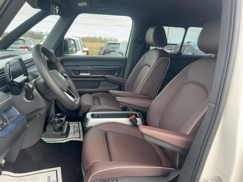 New 2025 Volkswagen ID. Buzz Pro S image 6