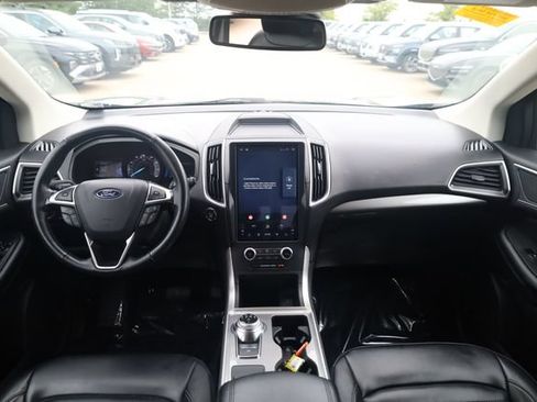 Used 2024 Ford Edge SEL AWD/4WD image 12
