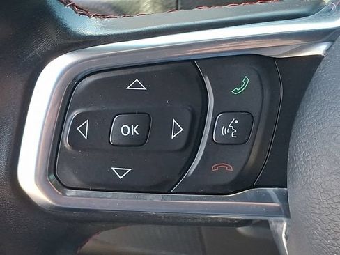 Used 2022 Jeep Wrangler Unlimited Rubicon w/ Safety Group AWD/4WD image 21